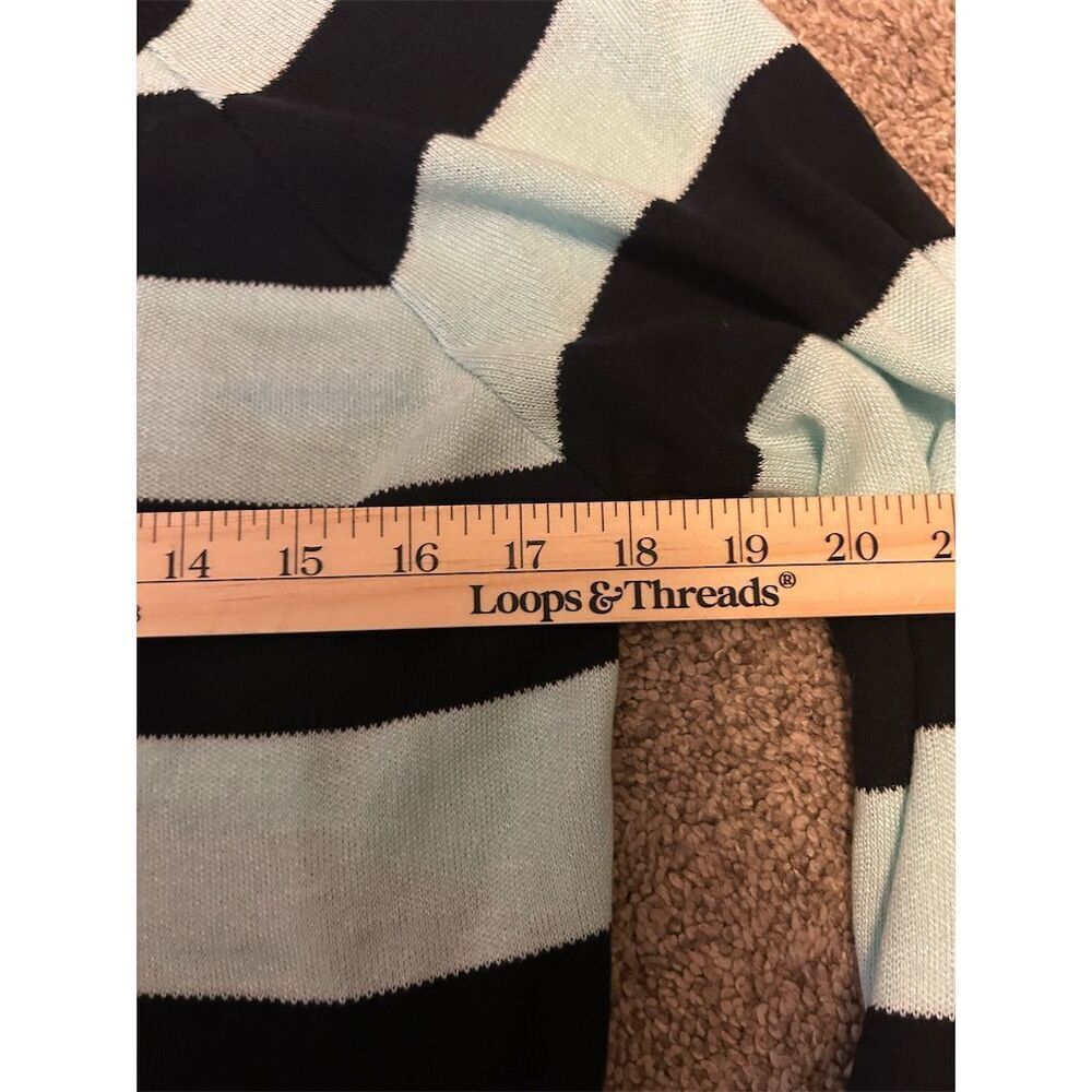 Women's Striped Button-Up Cardigan Sweater Black V-Neck Size L
132 - Picture 6 of 7